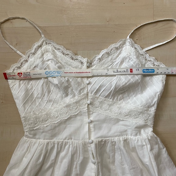 Simple retro white dress size XS - Picture 4 of 5